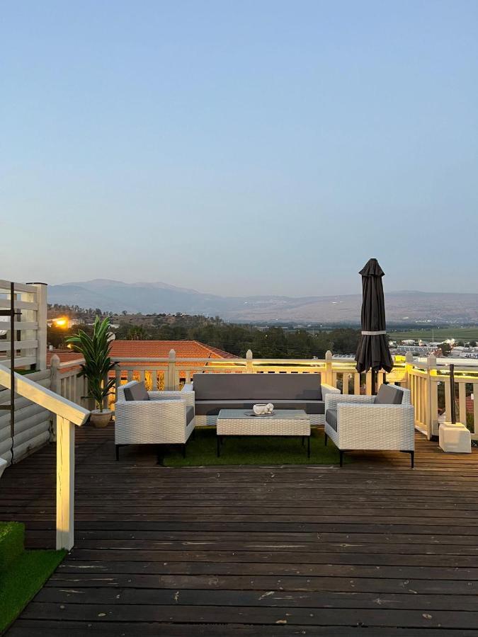 Ronit'S Place Lägenhet Qiryat Shemona Exteriör bild